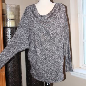 STYDIO M light weight summer sweater....... B5